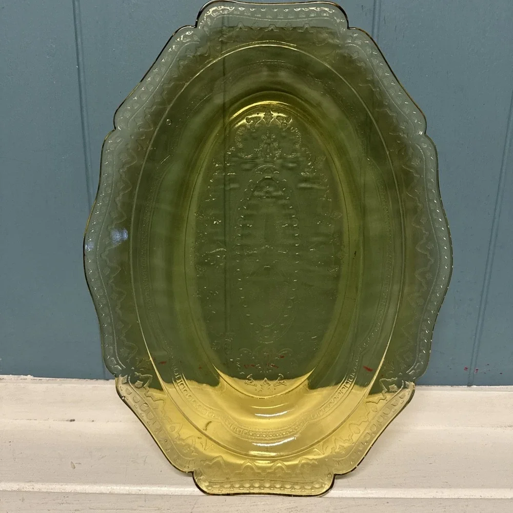 Vintage Federal Glass Patrician Amber 11.5
